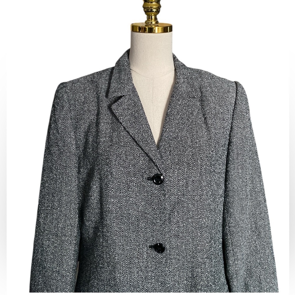 Talbots Women’s Vintage Gray Herringbone Tweed Preppy Longline Coat Size 12 - Picture 4 of 13